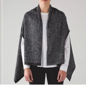 NEW LuluLemon Vinyasa Rulu Scarf Wrap Shawl Yoga